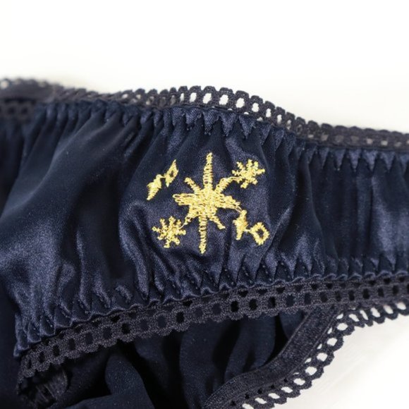 NWT Free People Piece of My Heart Undies Set of Three - Picture 14 of 15